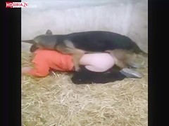 Amateur chick girl fucks dog free at home for animal porn video HD